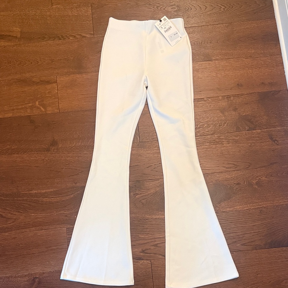 Zara White Women’s Flare pants